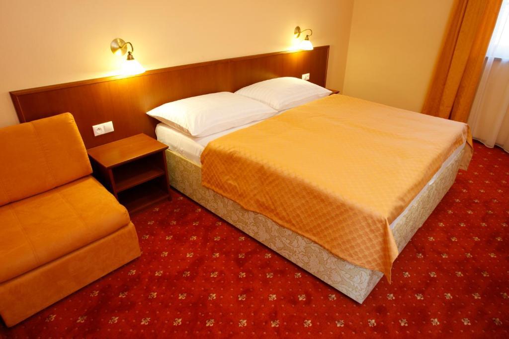 Hotel Majolika Модра Стая снимка