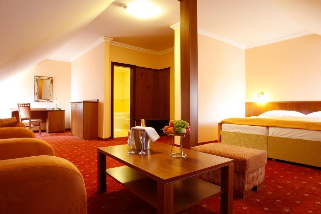 Hotel Majolika Модра Стая снимка